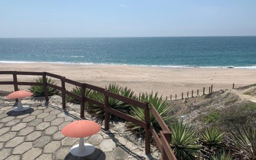 Venta de Propiedad: Terreno con Casa (Vista Panorámica). Santa Elena, Anconcito