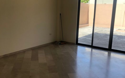 Venta de casa planta baja y piso alto (Urb. Portal al Sol). Vía a la Costa Km. 11 ½
